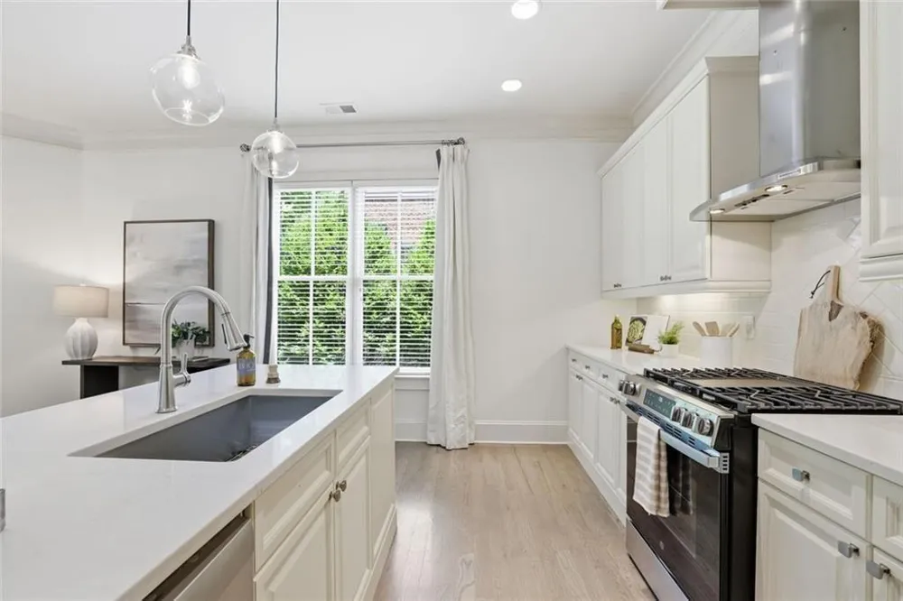 120 Green Oak Drive #Unit #3 Roswell, GA 30075