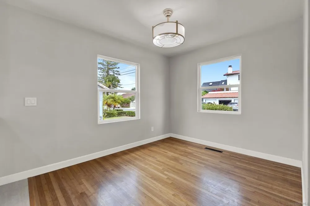 1050 Concord st Point Loma, CA 92106