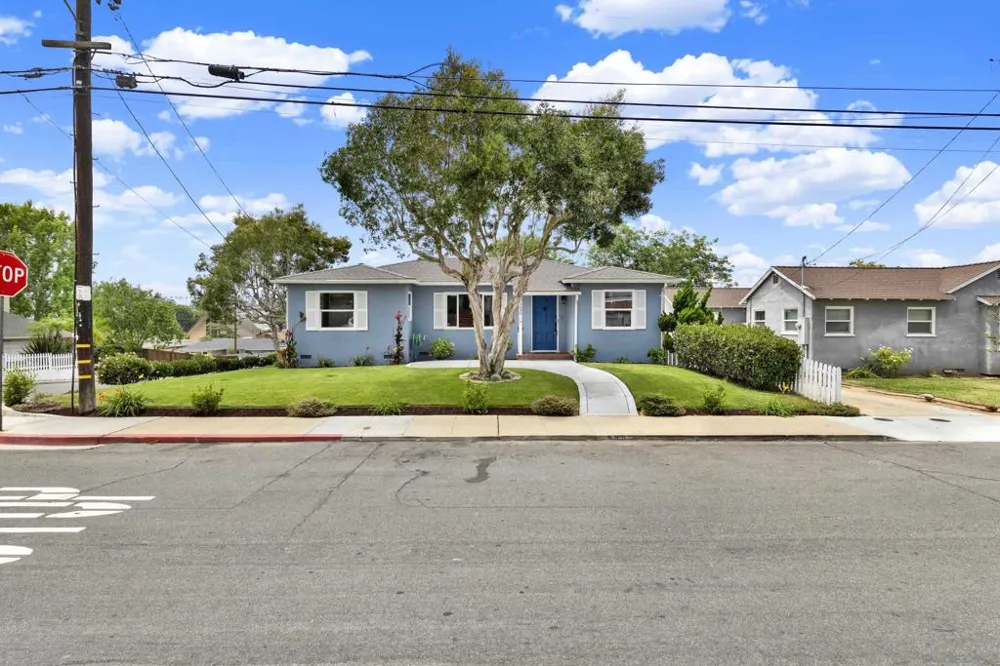 1050 Concord st Point Loma, CA 92106