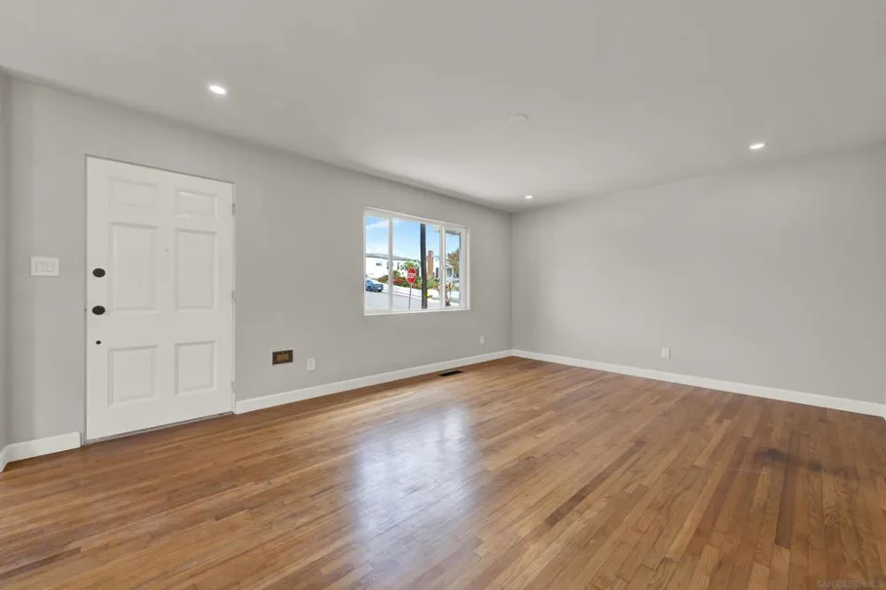 1050 Concord st Point Loma, CA 92106