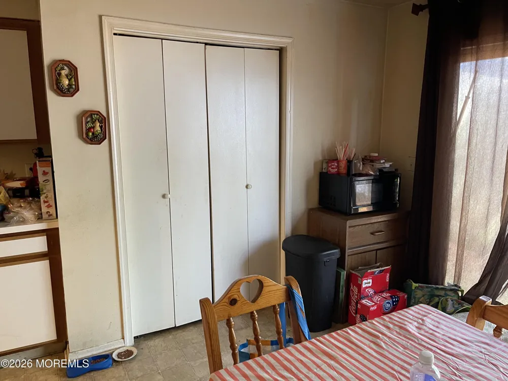 115 Teaberry Court Tuckerton, NJ 08087