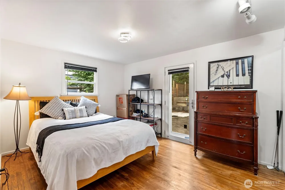 4821 S Brandon Street Seattle, WA 98118