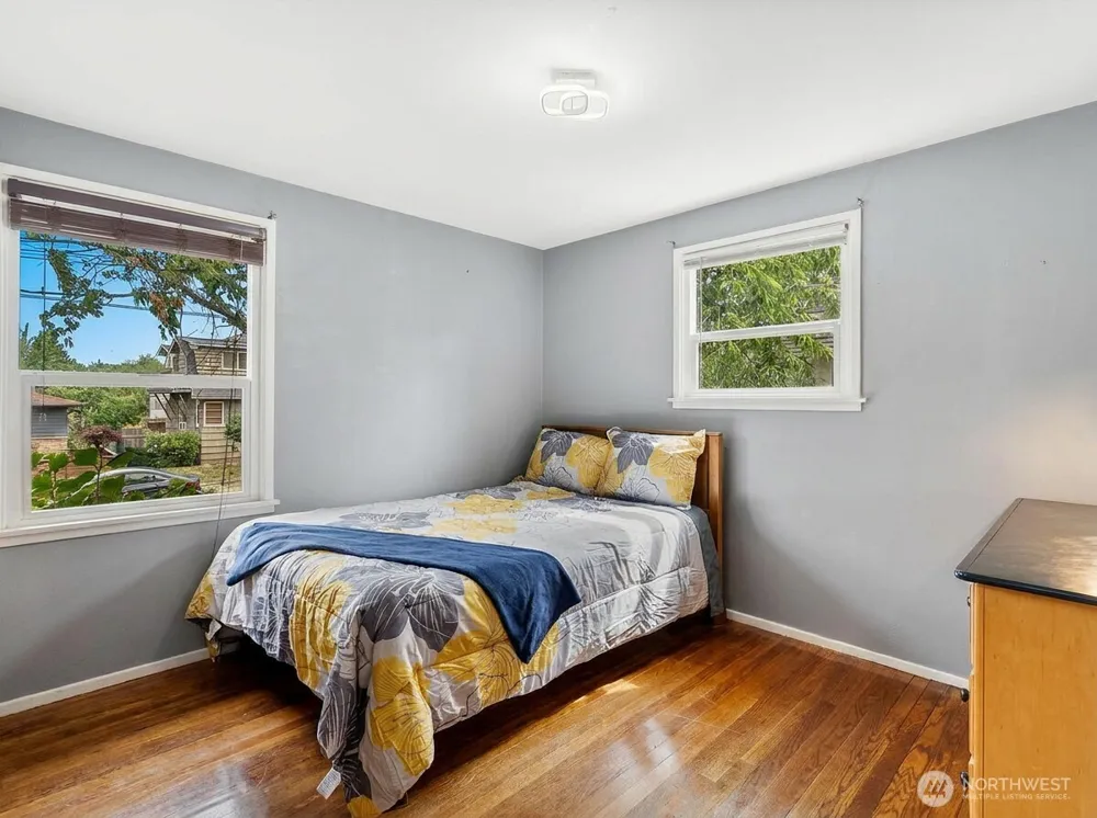 4821 S Brandon Street Seattle, WA 98118