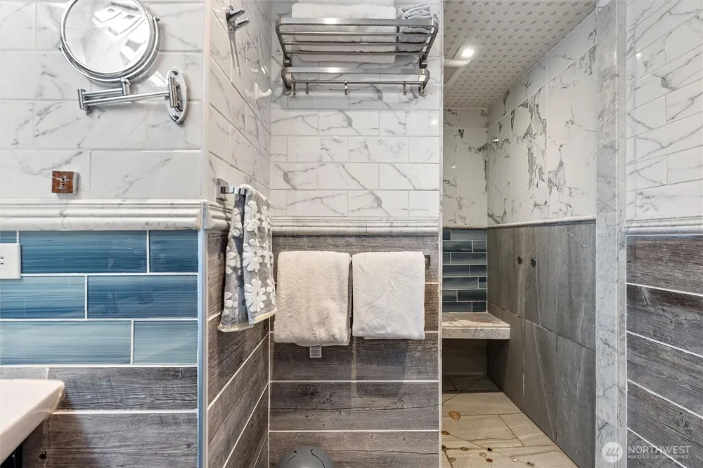 4821 S Brandon Street Seattle, WA 98118