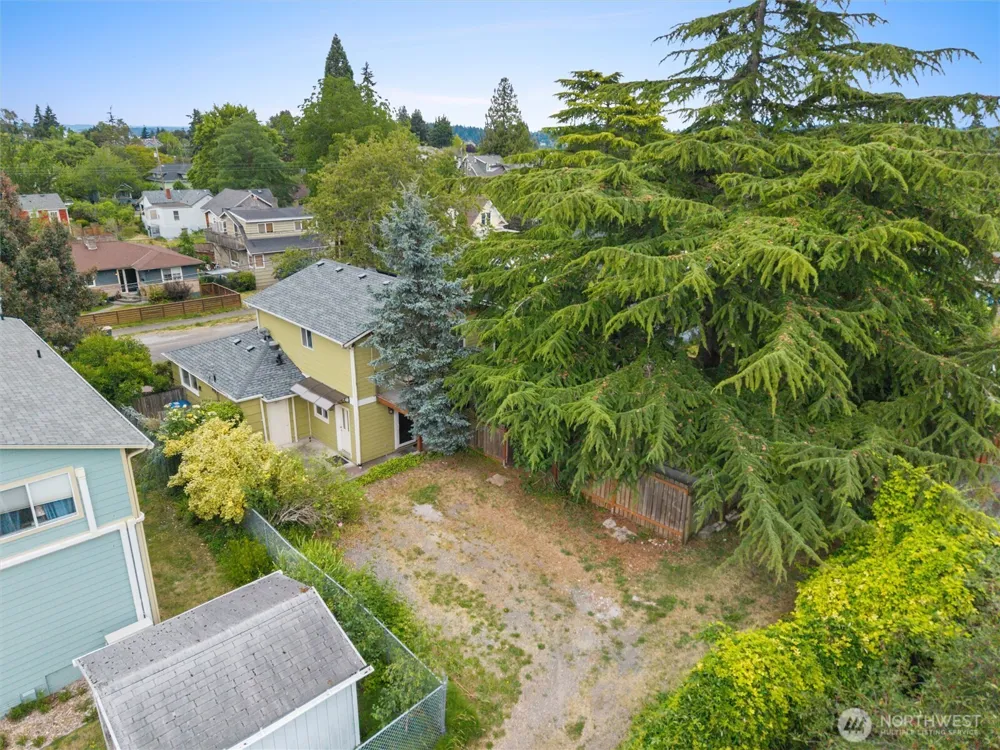 4821 S Brandon Street Seattle, WA 98118