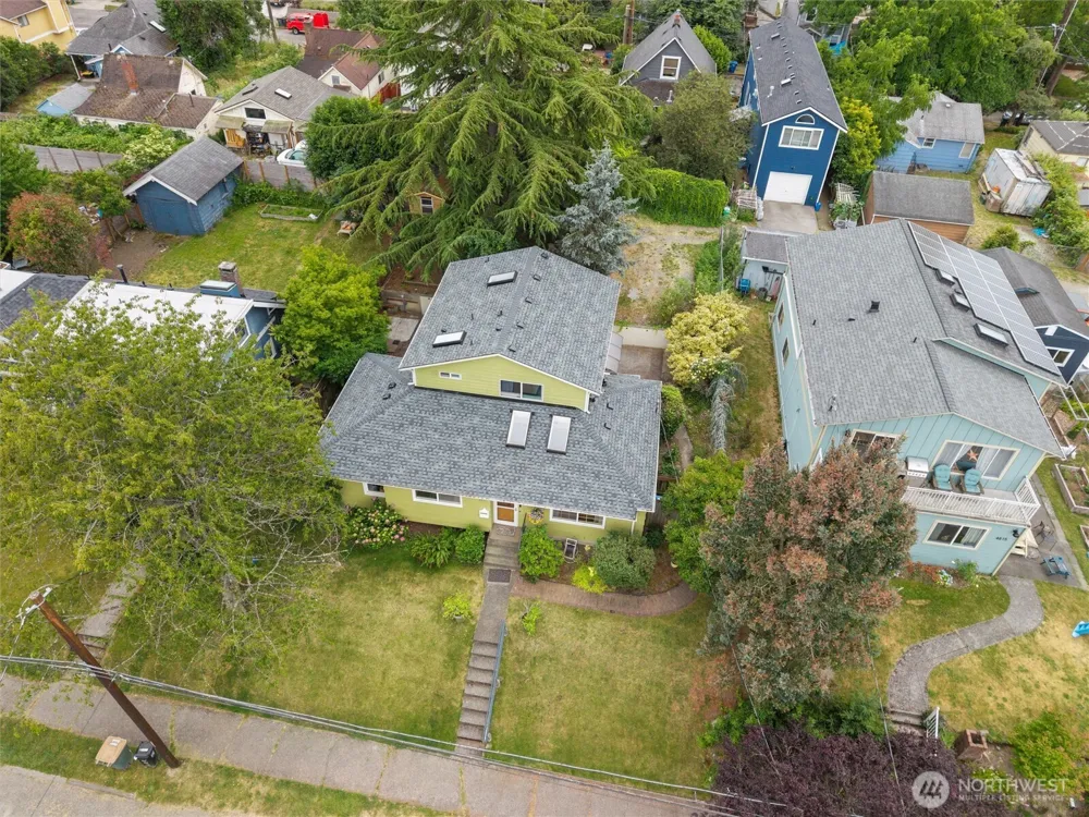 4821 S Brandon Street Seattle, WA 98118