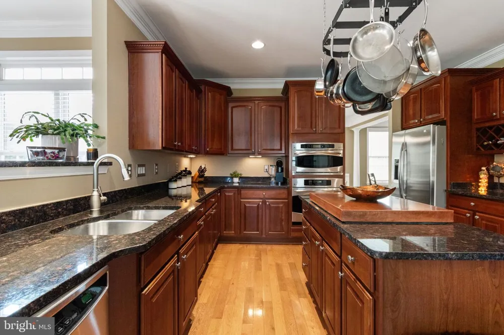20 GIBSON DRIVE Fredericksburg, VA 22406