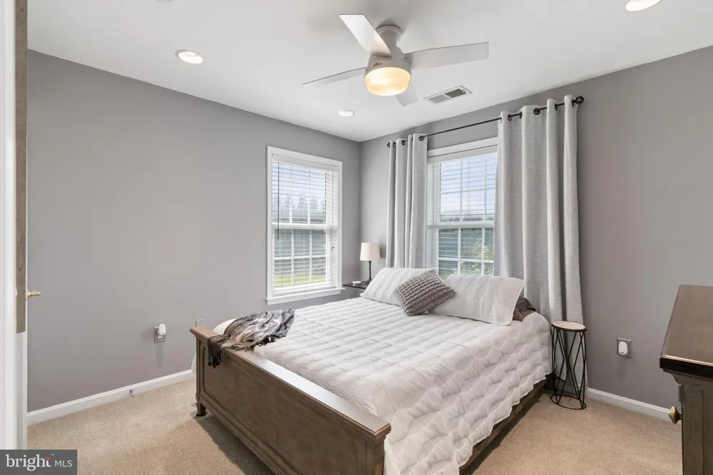 20 GIBSON DRIVE Fredericksburg, VA 22406