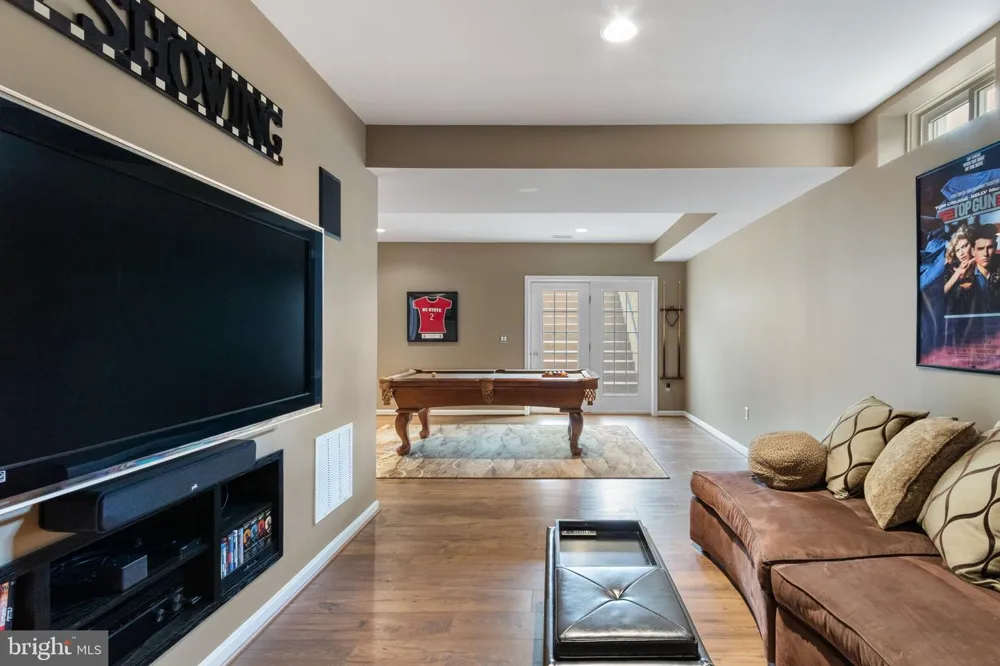 20 GIBSON DRIVE Fredericksburg, VA 22406