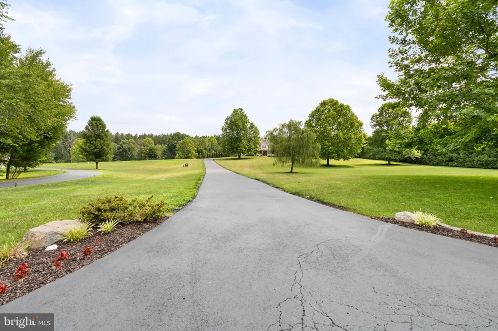 20 GIBSON DRIVE Fredericksburg, VA 22406