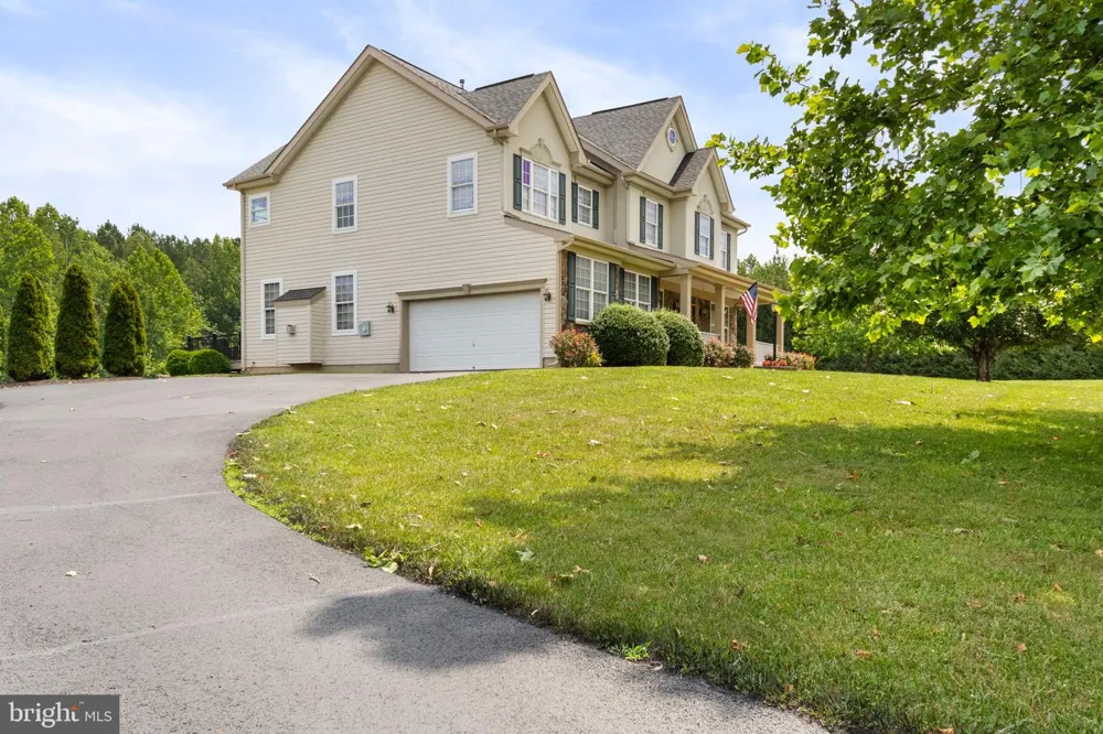 20 GIBSON DRIVE Fredericksburg, VA 22406