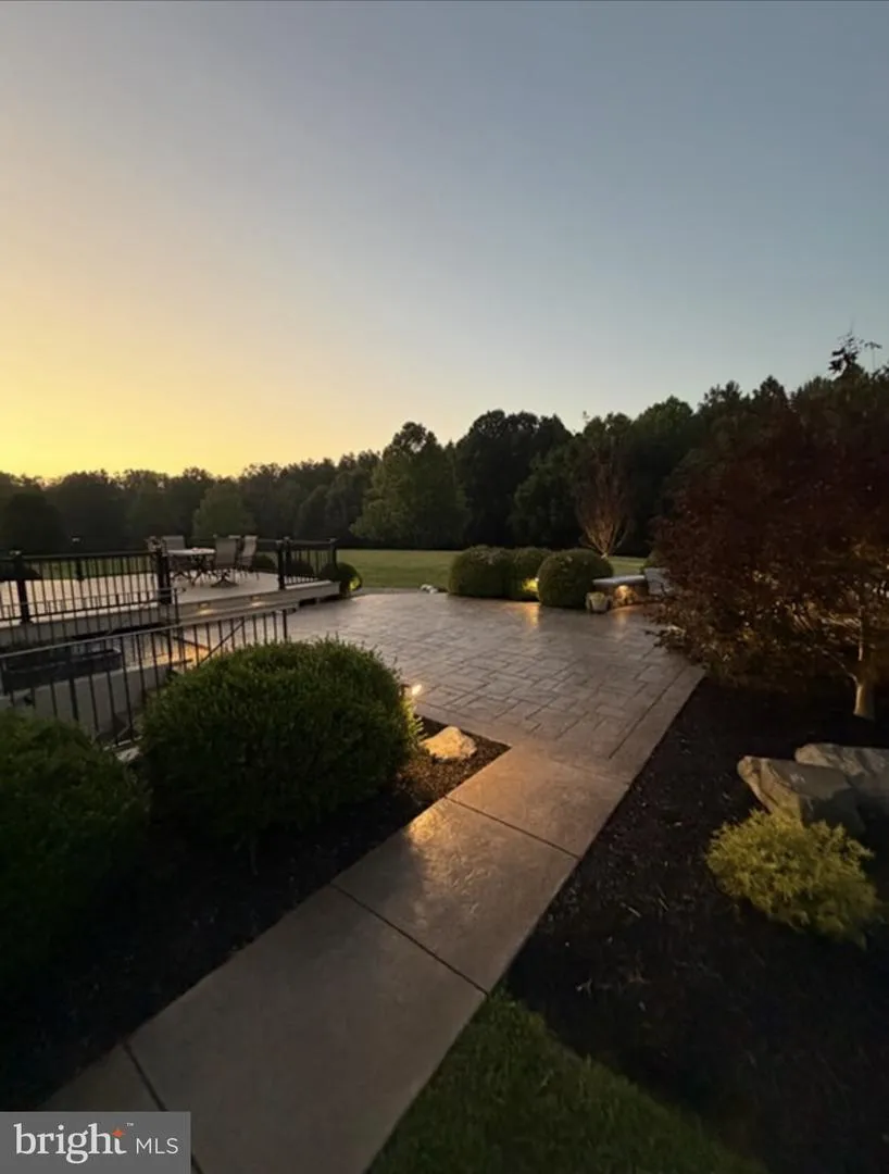 20 GIBSON DRIVE Fredericksburg, VA 22406