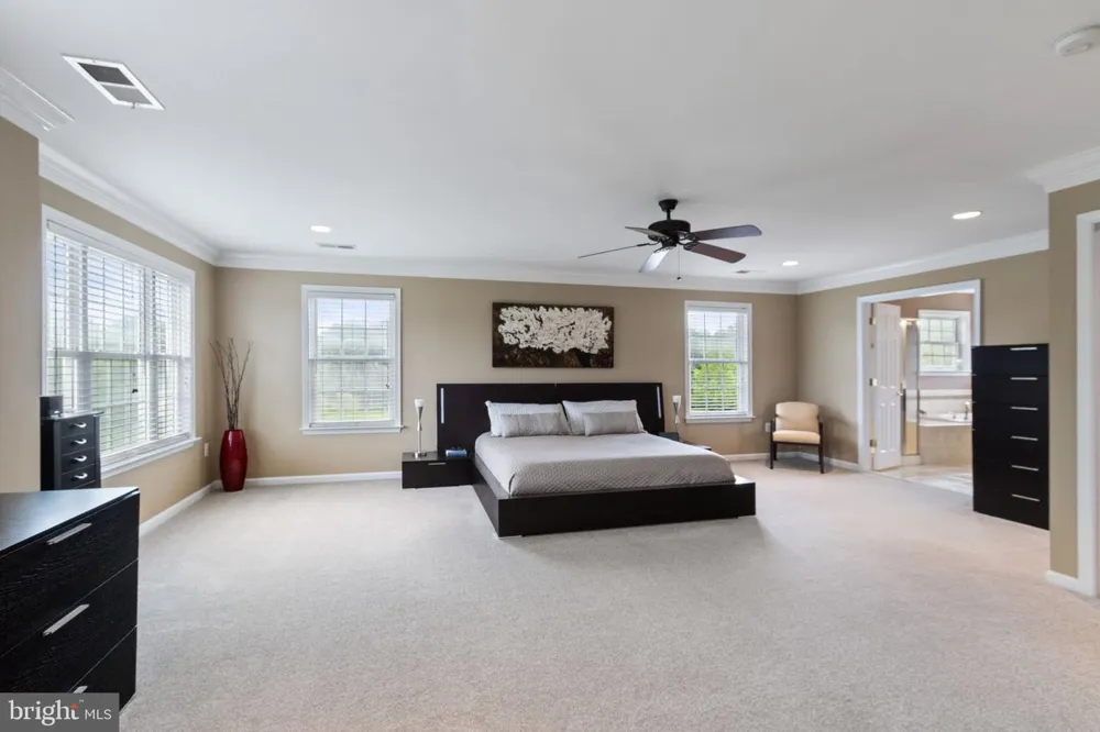 20 GIBSON DRIVE Fredericksburg, VA 22406