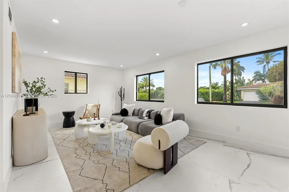 19731 NE 24th Ave Miami, FL 33180