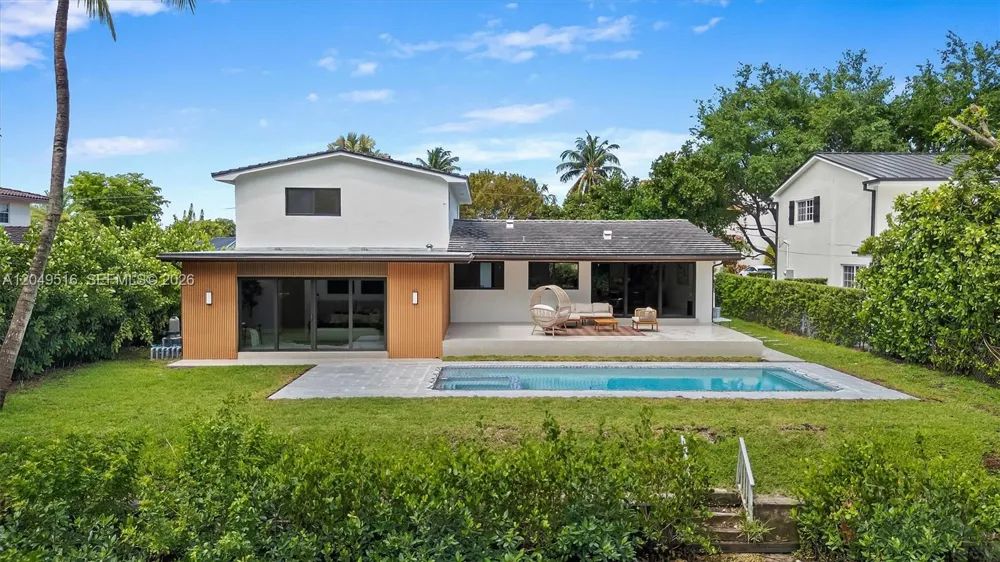 19731 NE 24th Ave Miami, FL 33180