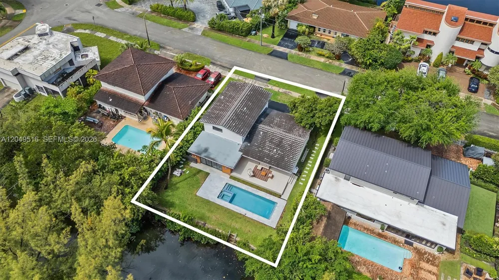 19731 NE 24th Ave Miami, FL 33180
