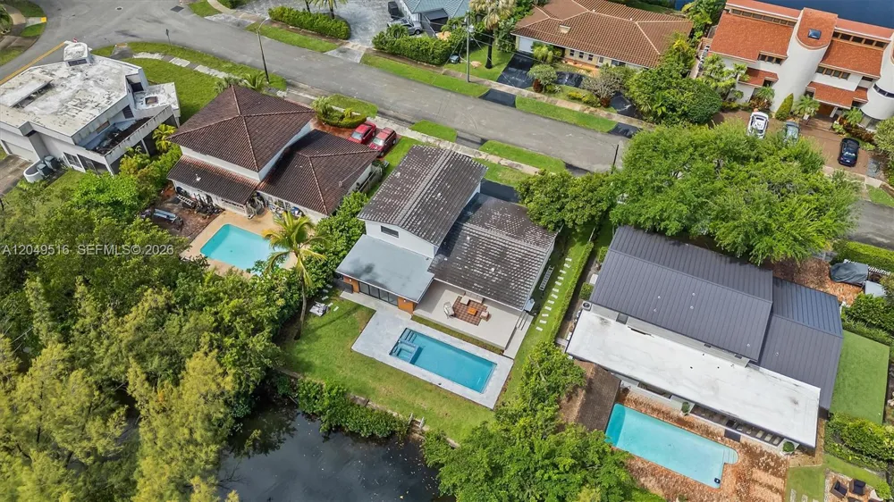 19731 NE 24th Ave Miami, FL 33180