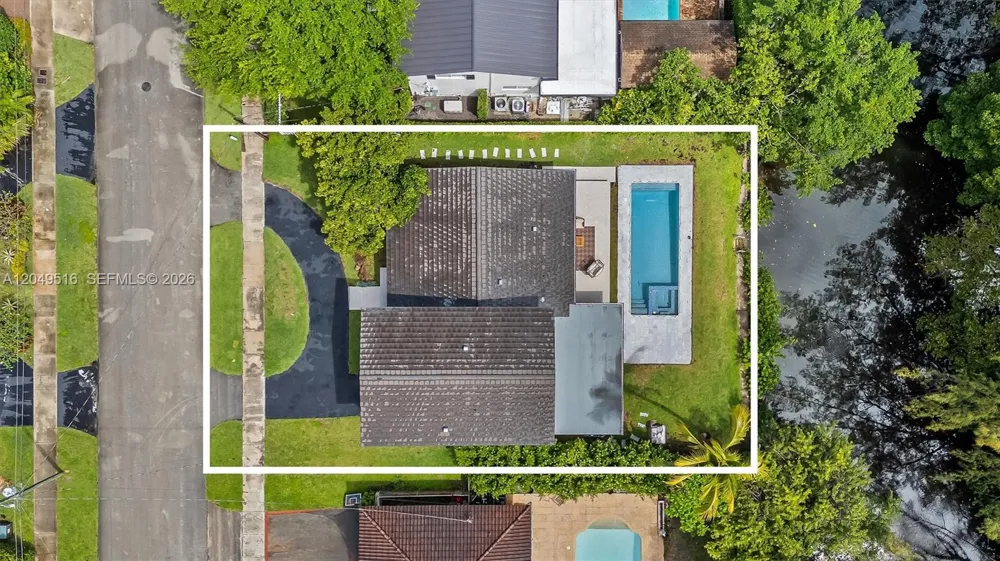 19731 NE 24th Ave Miami, FL 33180