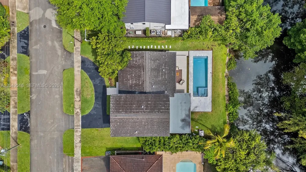 19731 NE 24th Ave Miami, FL 33180