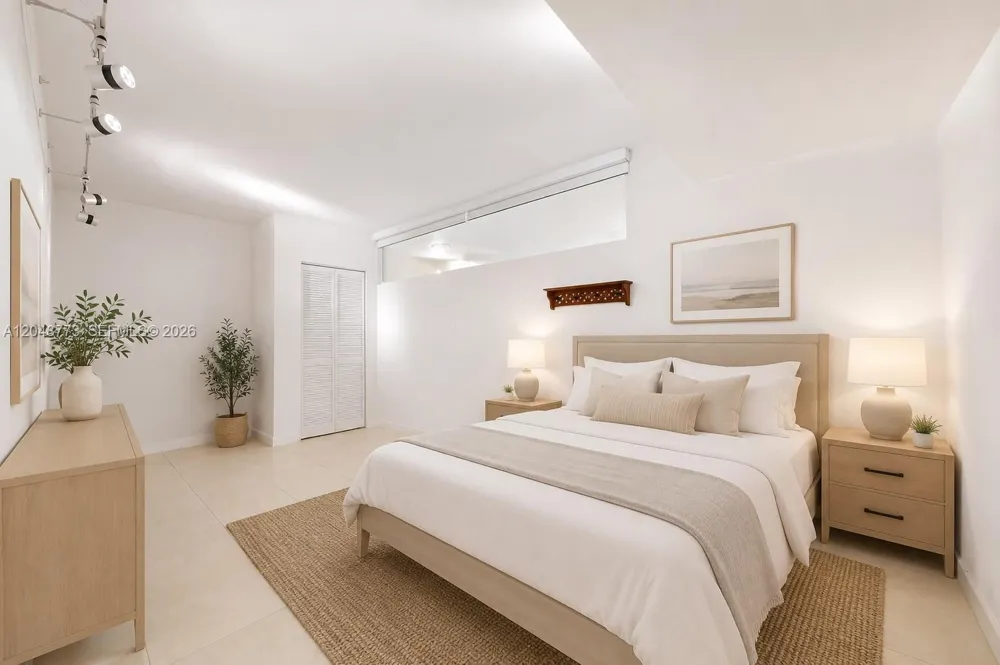 181 Crandon Blvd #301 Key Biscayne, FL 33149