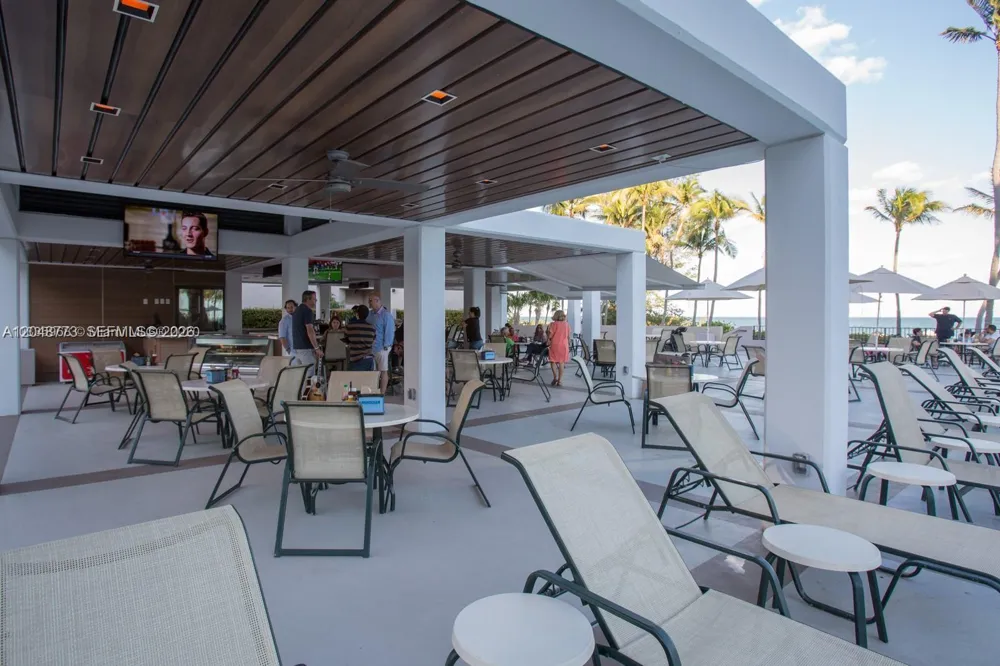 181 Crandon Blvd #301 Key Biscayne, FL 33149