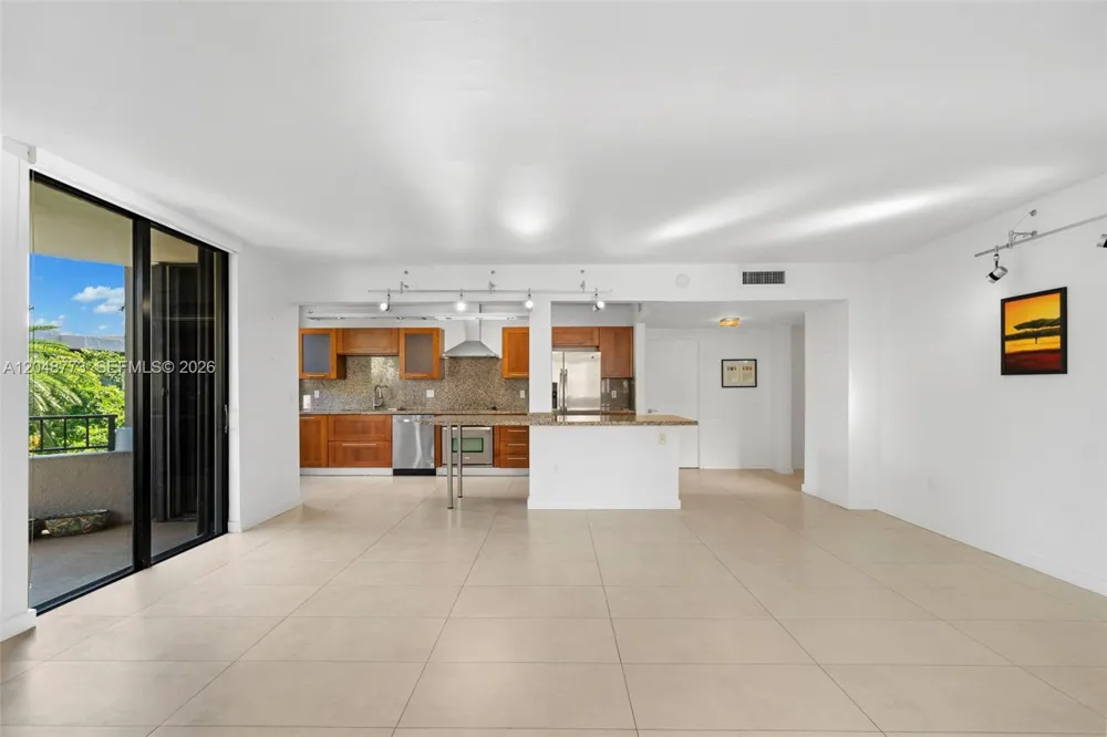 181 Crandon Blvd #301 Key Biscayne, FL 33149