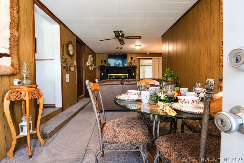 512 E 16th Street Okmulgee, OK 74447