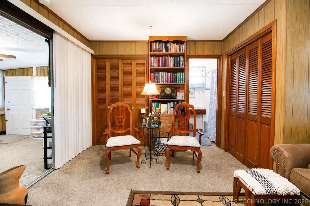 512 E 16th Street Okmulgee, OK 74447
