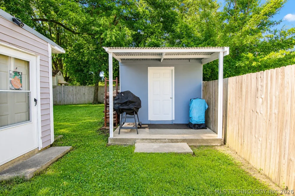 512 E 16th Street Okmulgee, OK 74447