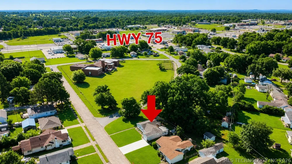 512 E 16th Street Okmulgee, OK 74447