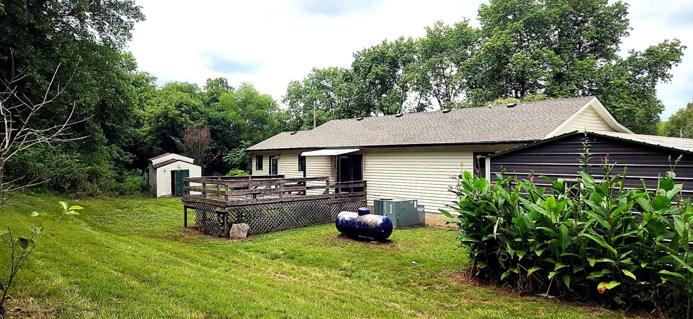 2877 Bryant Rd Culleoka, TN 38451
