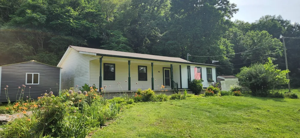 2877 Bryant Rd Culleoka, TN 38451