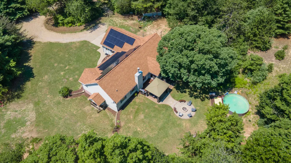 87 67th Street Casco Township, MI 49090