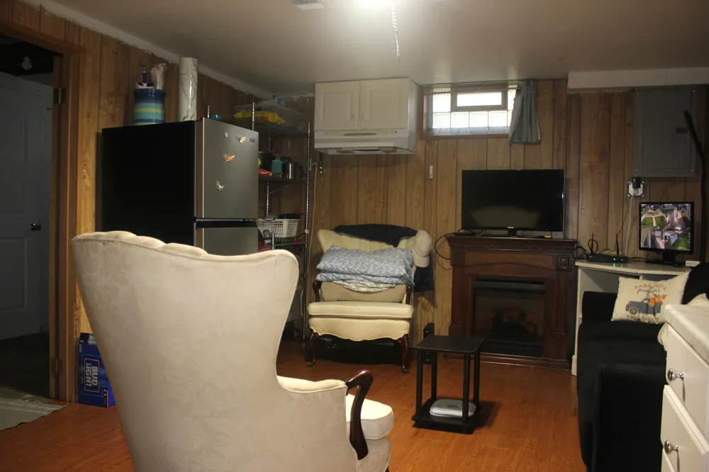 246 Maplelawn Street SW Wyoming City, MI 49548