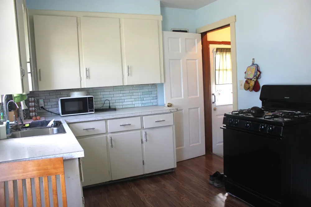 246 Maplelawn Street SW Wyoming City, MI 49548