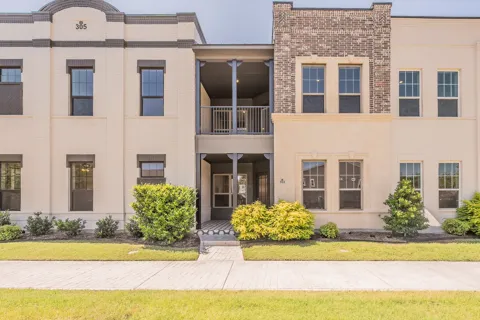 305 Sunset Lane #103