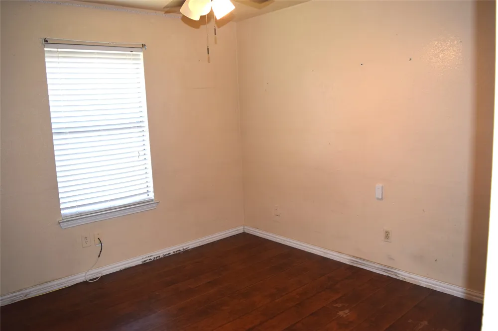 1806 Family Circle Grand Prairie, TX 75051