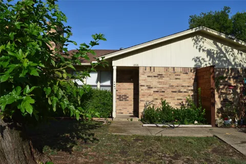 1806 Family Circle