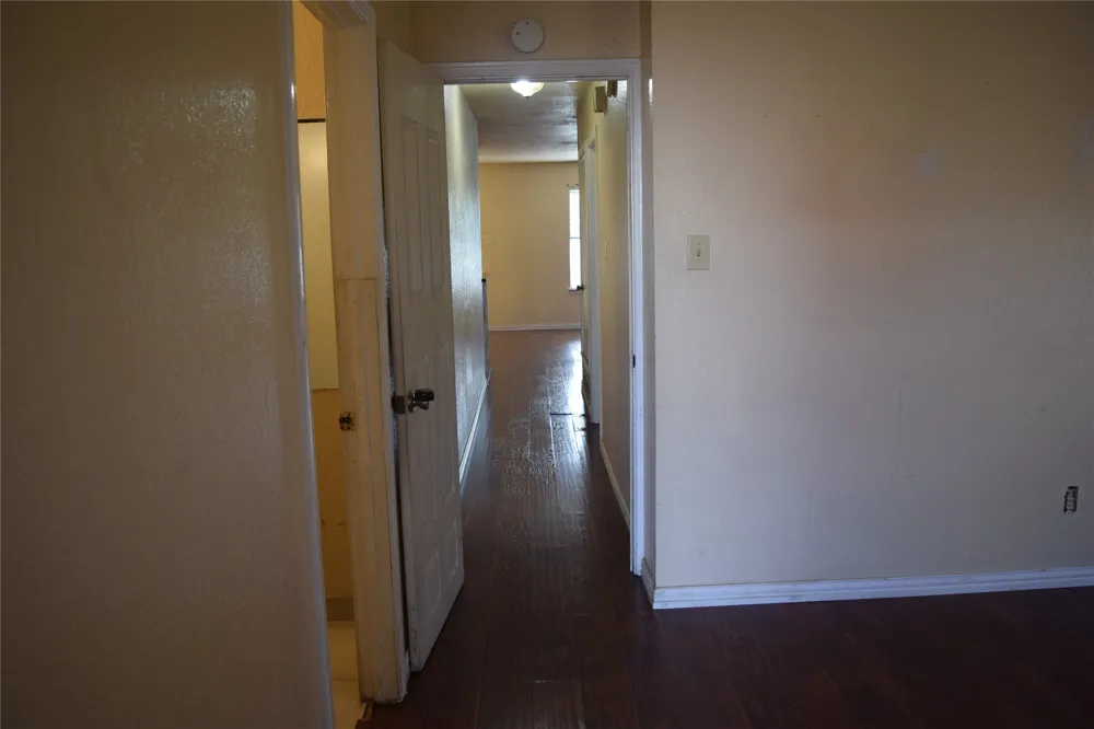 1806 Family Circle Grand Prairie, TX 75051