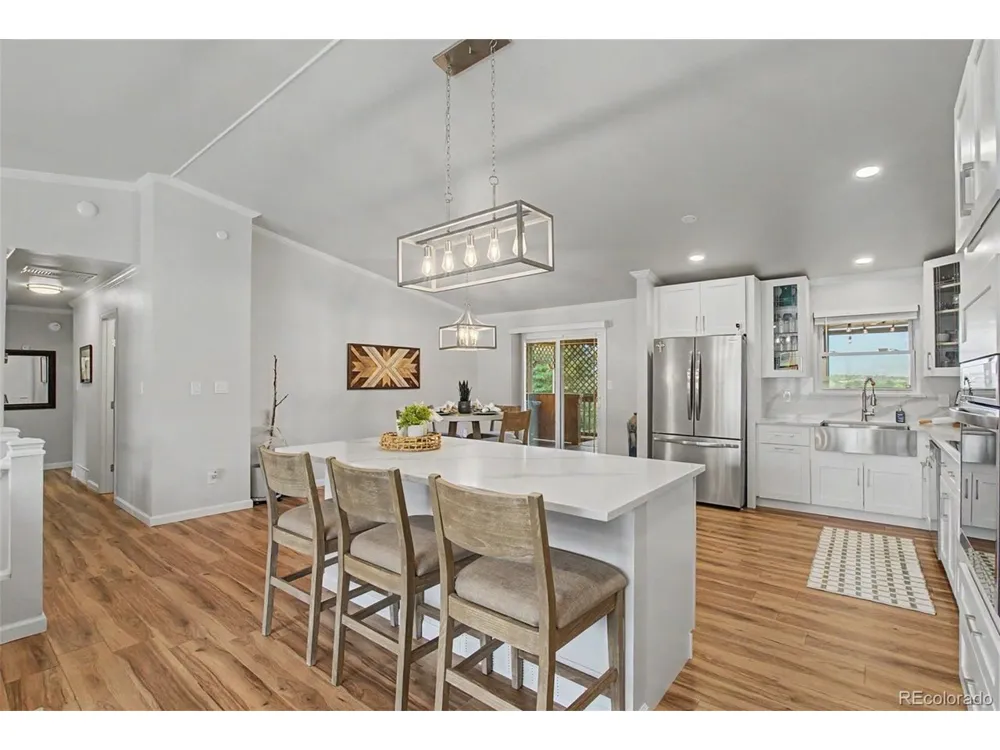 6030 Snowbird Drive Colorado Springs, CO 80918