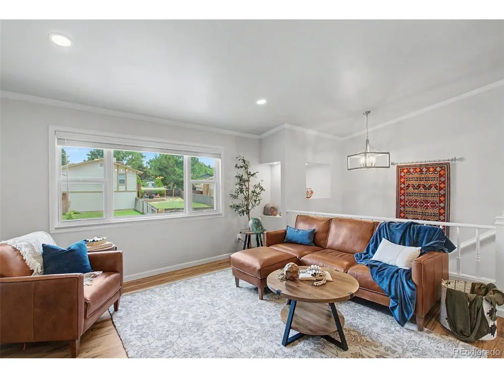 6030 Snowbird Drive Colorado Springs, CO 80918