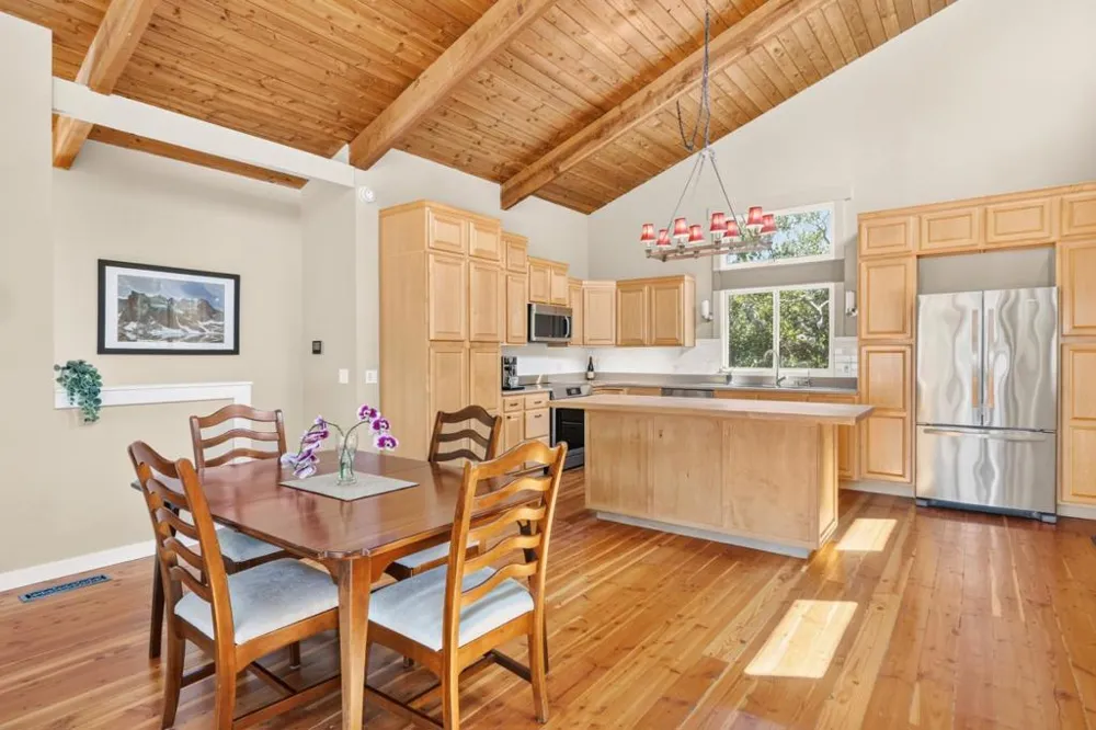 11675 McCarthy Road Carmel Valley, CA 93924