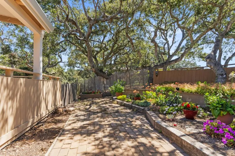 11675 McCarthy Road Carmel Valley, CA 93924