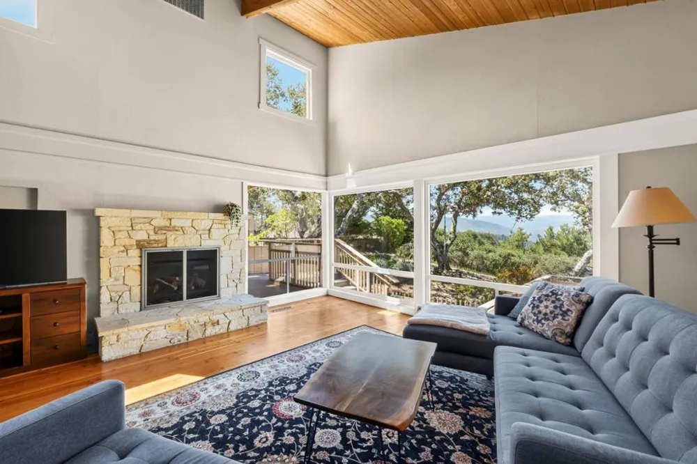 11675 McCarthy Road Carmel Valley, CA 93924