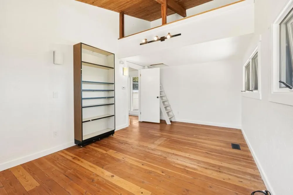 11675 McCarthy Road Carmel Valley, CA 93924