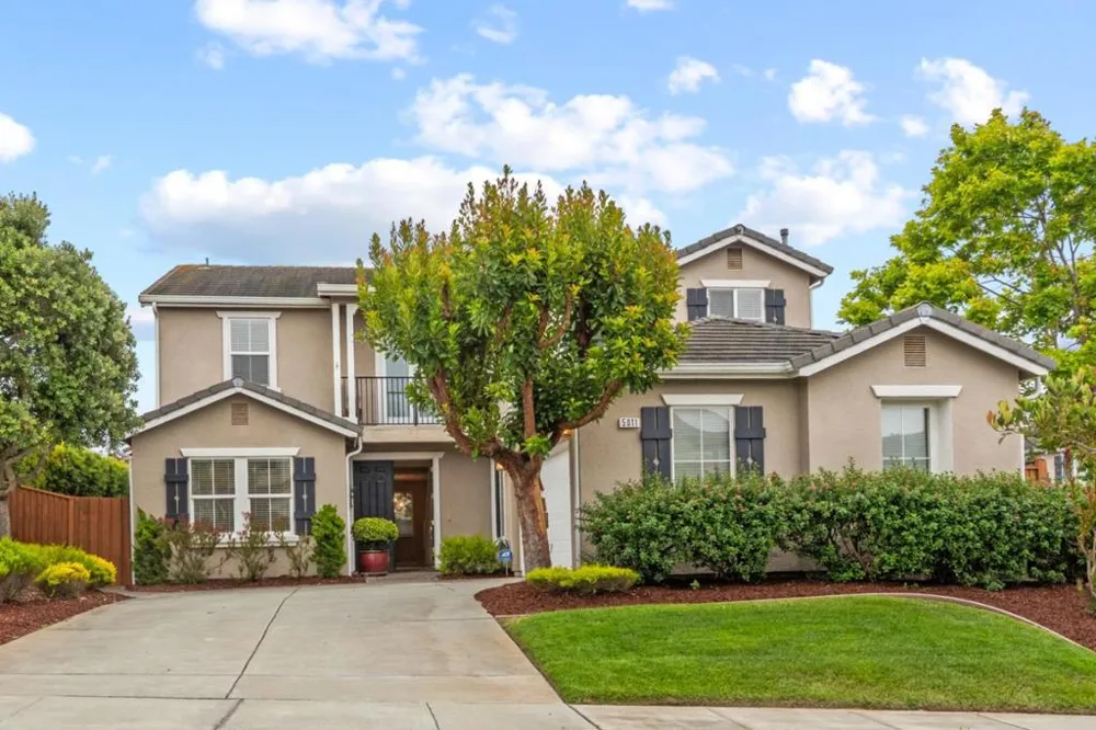 5011 Pacific Crest Drive Seaside, CA 93955