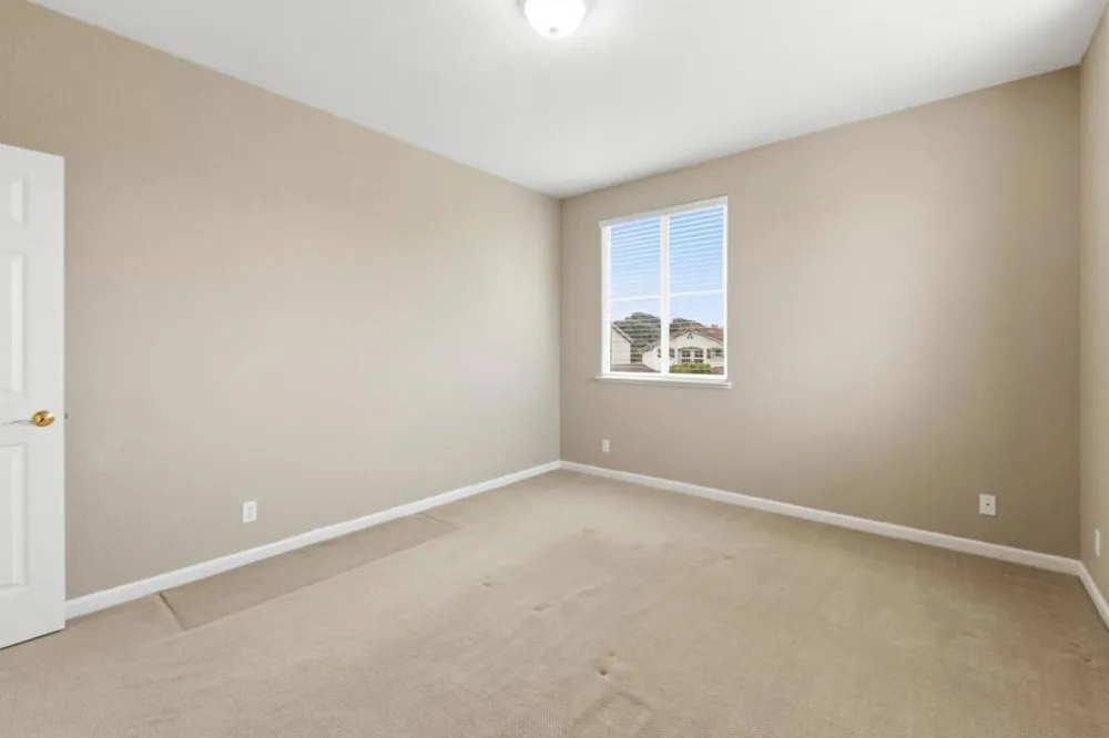 5011 Pacific Crest Drive Seaside, CA 93955