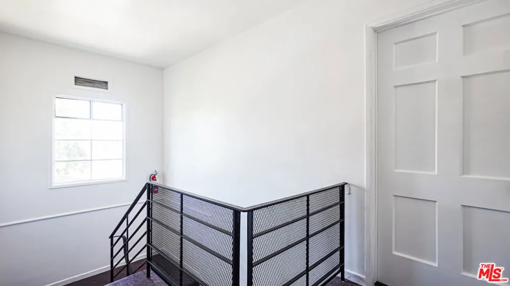 4030 Abourne Road #C Los Angeles, CA 90008