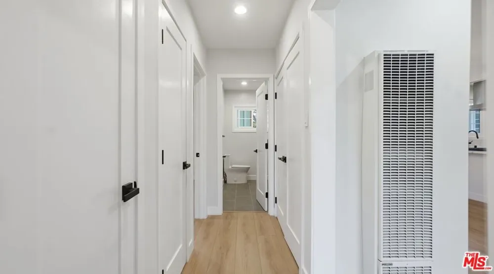 4030 Abourne Road #C Los Angeles, CA 90008