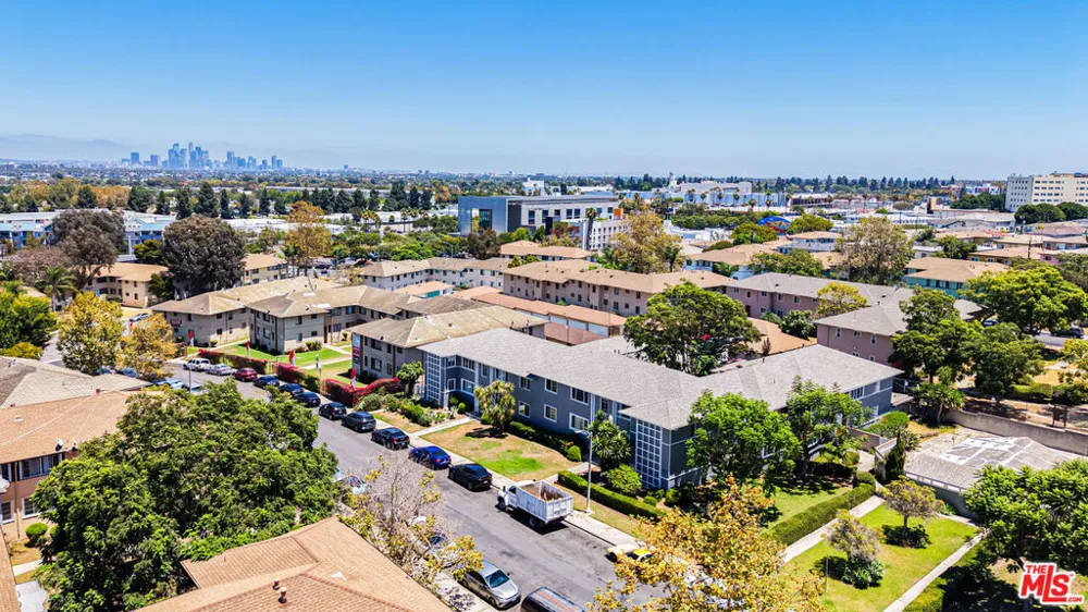 4030 Abourne Road #C Los Angeles, CA 90008